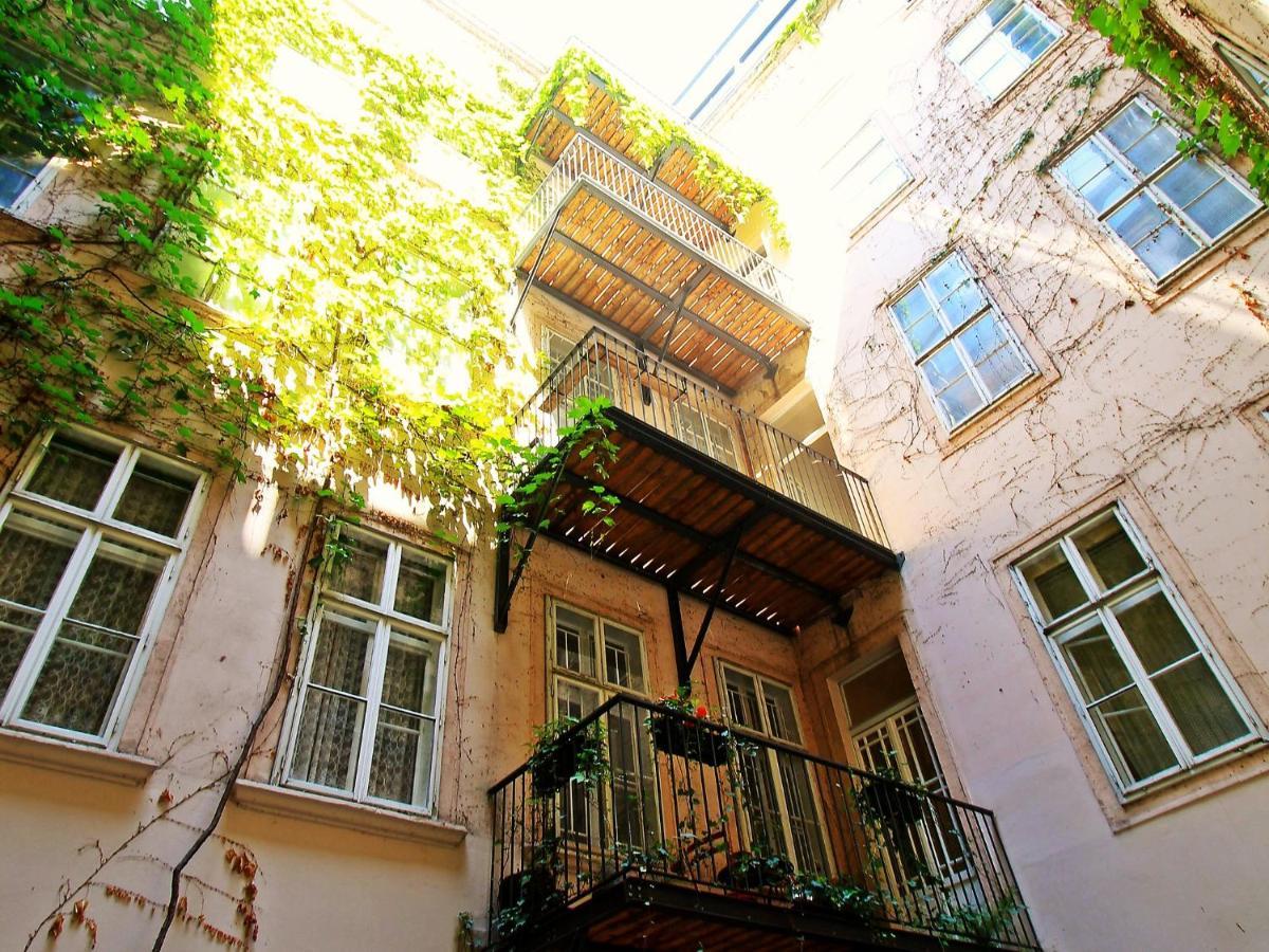 Apartment Judenplatz Wenen Buitenkant foto
